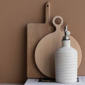 SANDBOX CERAMICS Ridge Oil Cruet - White